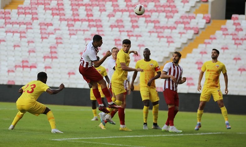Kayserispor 4. hazırlık maçında berabere kaldı