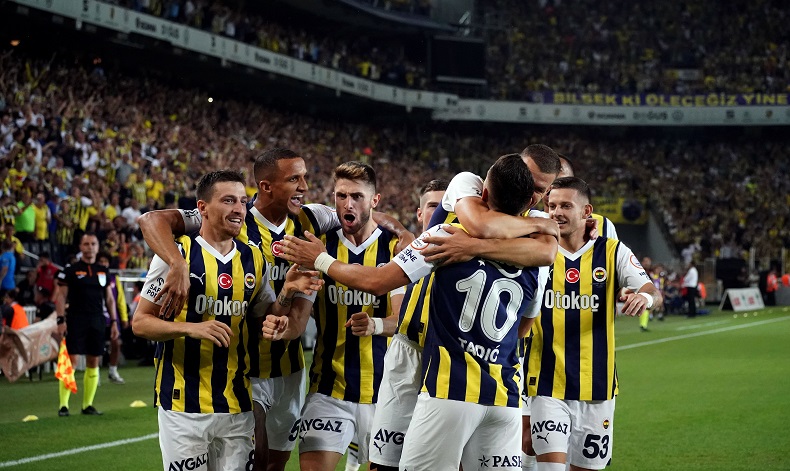 Fenerbahçe sezona 3 puanla başladı