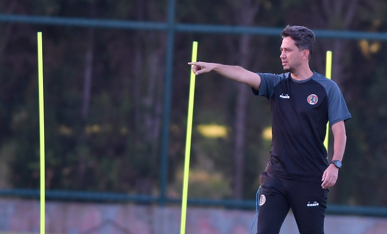Turgutluspor Teknik Direktörü Ramazan Çelik: “Turgutluspor camiasına yakışan bir takım olacağız”