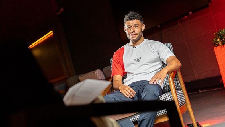 Beşiktaş’ın yeni transferi Alex Chamberlain: “İyi futbol sergilemek için sabırsızlanıyorum”
