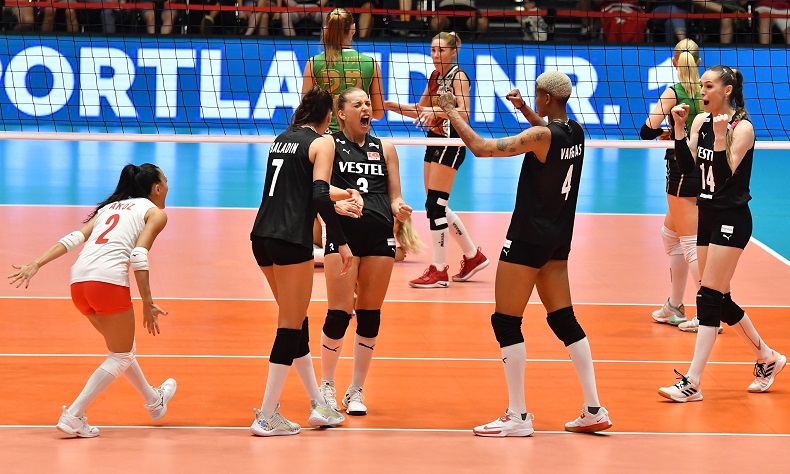 Filenin Sultanları, Azerbaycan’ı 3-0 ile geçti