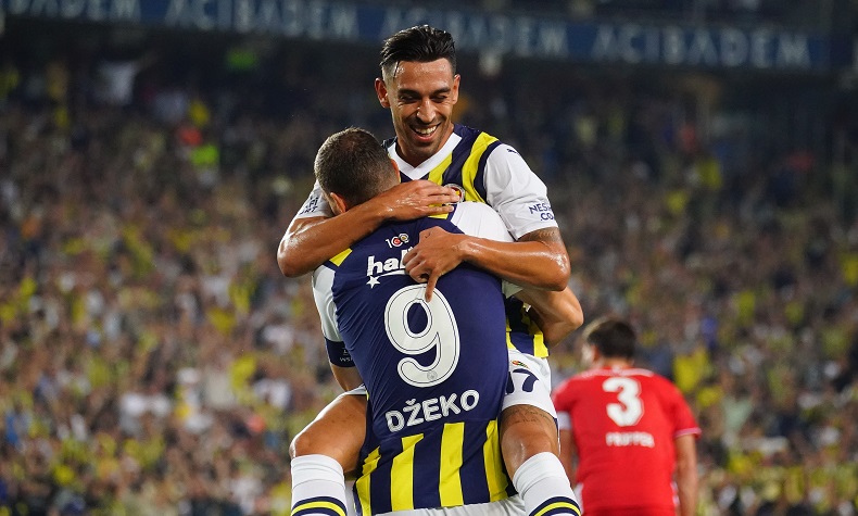 İrfan Can Kahveci, Twente’ye karşı 2 golle yıldızlaştı