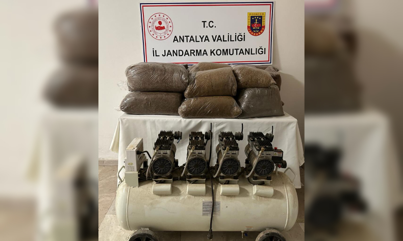 Konyaaltı’nda jandarmadan kaçak tütün operasyonu