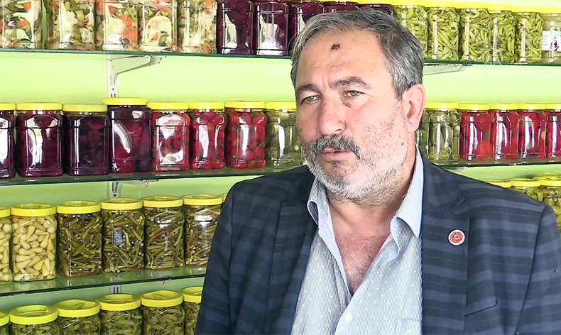 Tartıştığı genci silahla yaralayan muhtar tutuklandı