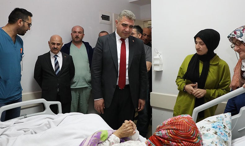 Şehit annesini yalnız bırakmadı