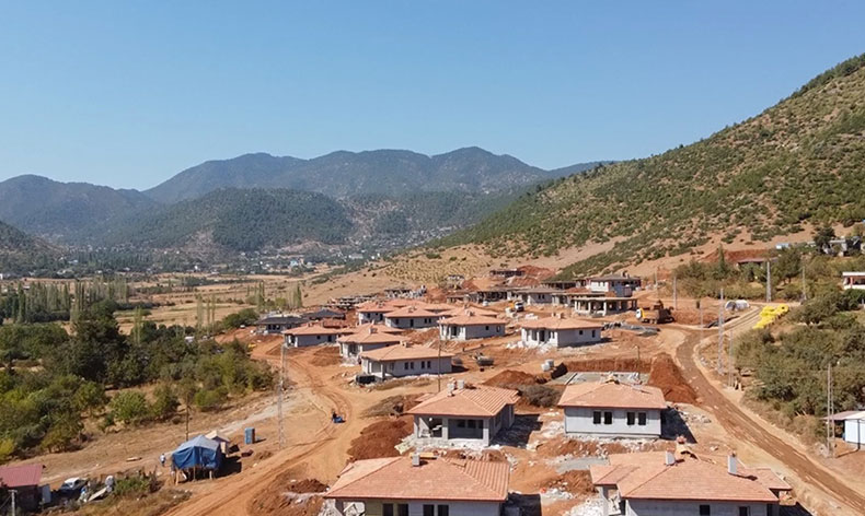 Türkoğlu’nda deprem konutları Kasım’da teslim