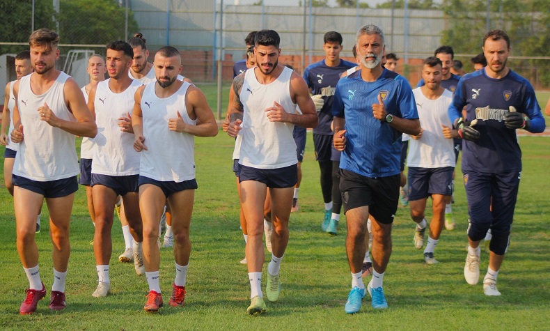 Bucaspor 1928, 3 puanla tanıştı