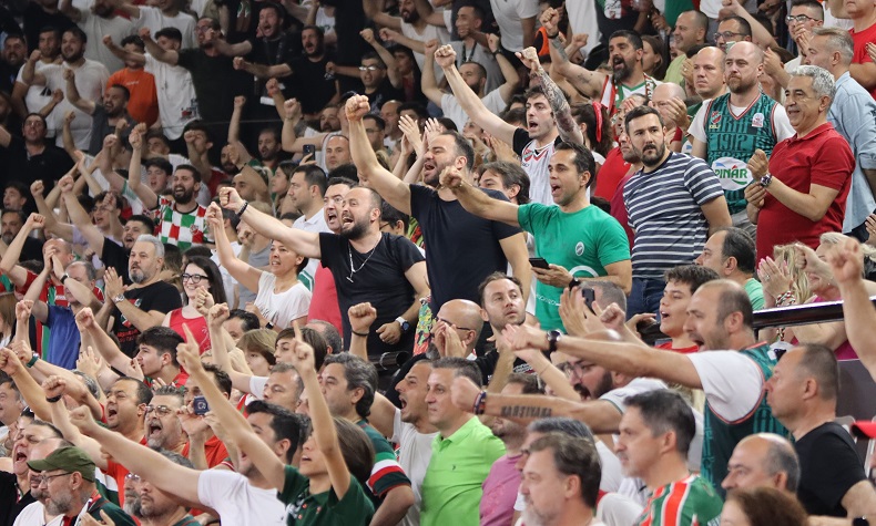 Pınar Karşıyaka’nın basketbol kombineleri satışa çıkıyor