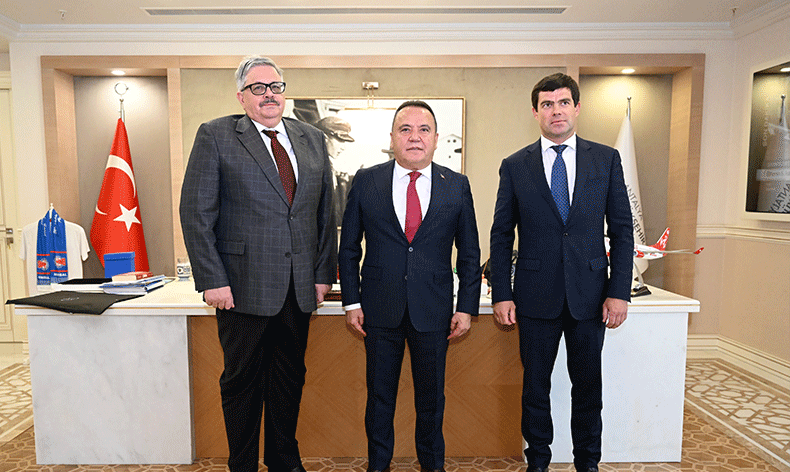 Böcek: “90 bin Rus konut aldı”