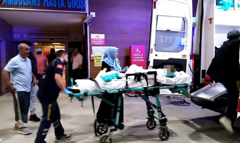 Üzerine kaynar su dökülen çocuk ağır yaralandı