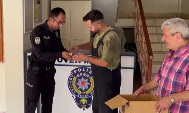 3 gündür kayıp olan muhabbet kuşu, yakalandı