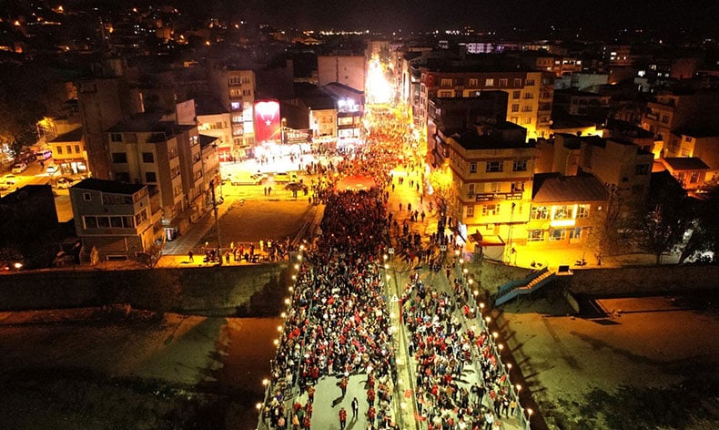 Mustafakemalpaşa’da tarihi Cumhuriyet coşkusu