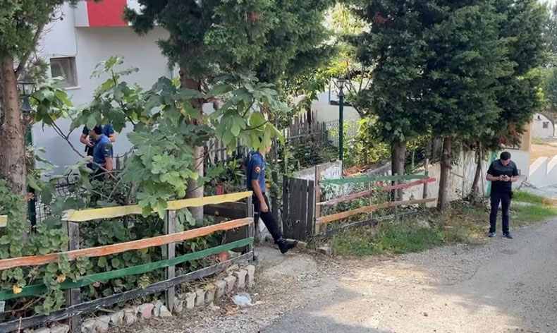 İntihar etmek isterken kurtarılan şahıs hastanede hayatını kaybetti