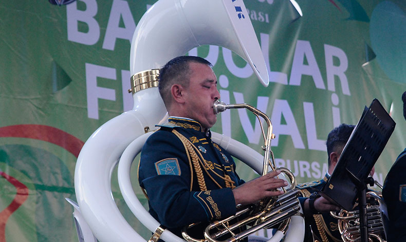 Bursa’da 3. Uluslararası Bando Festivali düzenledi