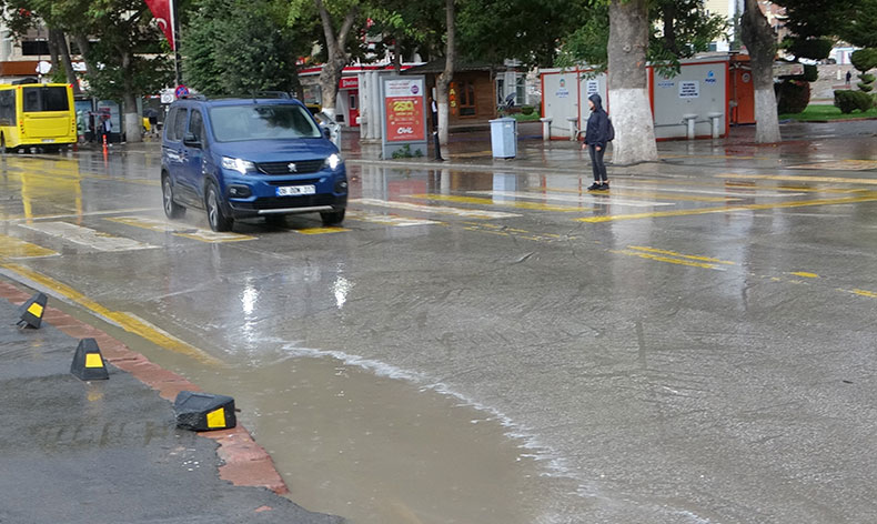 Malatya’da sağanak etkili oluyor