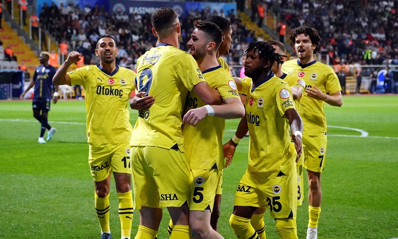 Fenerbahçe, galibiyet serisini 16 maça çıkardı