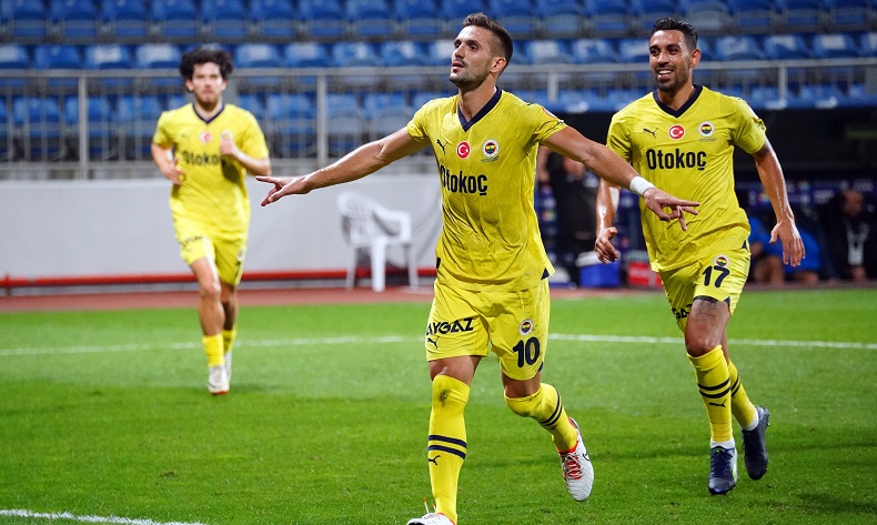 Dusan Tadic, 6. golüne ulaştı