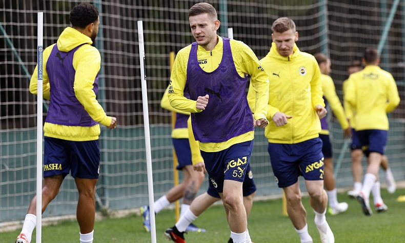 Fenerbahçe, Hatayspor maçı hazırlıklarını sürdürdü