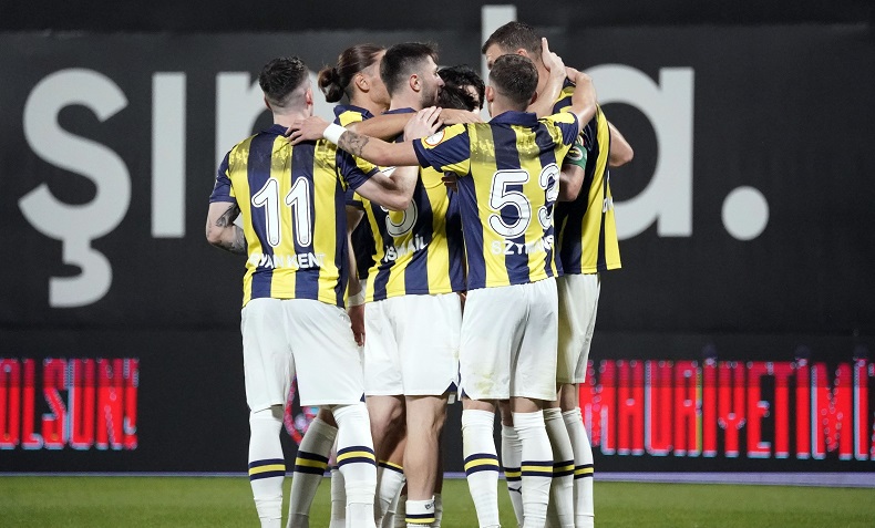 Fenerbahçe, galibiyet serisini 21 maça çıkardı