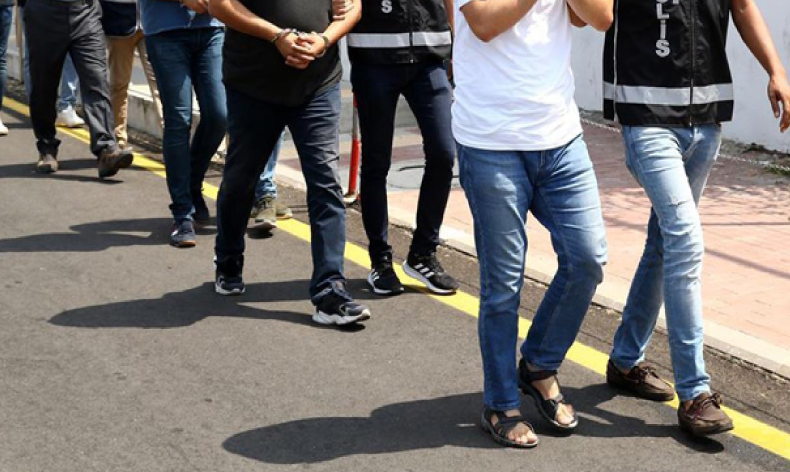 12 FETÖ şüphelisi yakalandı