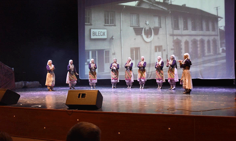 “Kurtuluş Destanı” ayakta alkışlandı