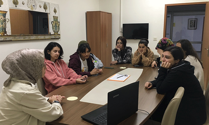 Üniversite öğrencilerine afet bilinci eğitimi