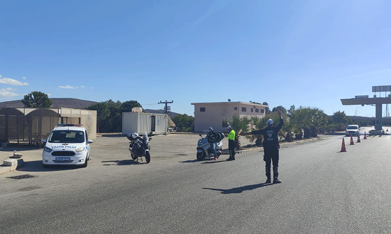 Çeşme’de motosikletlere sıkı denetim