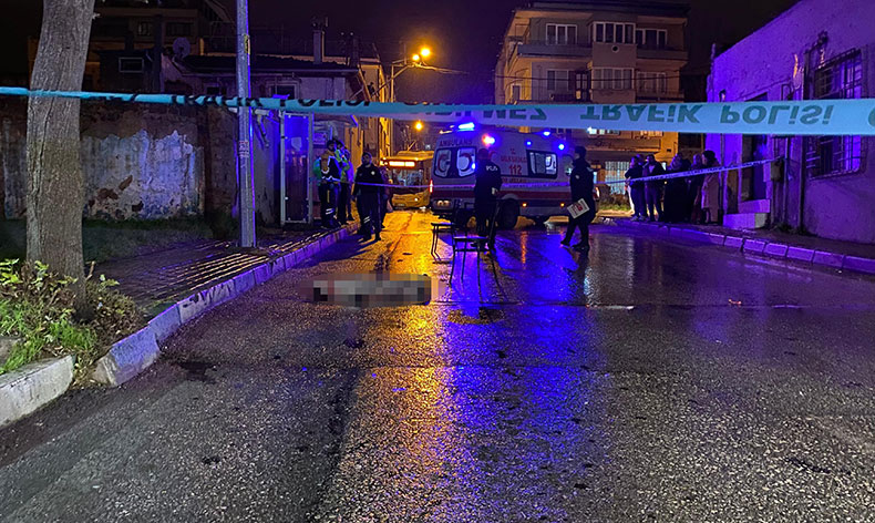 Bursa’da yola fırlayan çocuk aracın altında can verdi