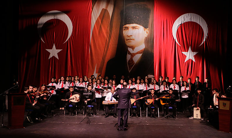 Güneydoğu’da Atatürk düzenlenen törenlerle anıldı