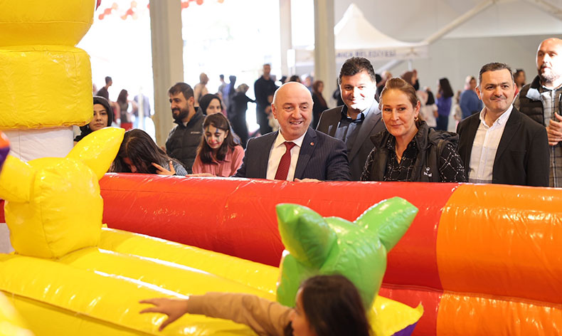 Çocuklar ara tatilin tadını çıkarıyor