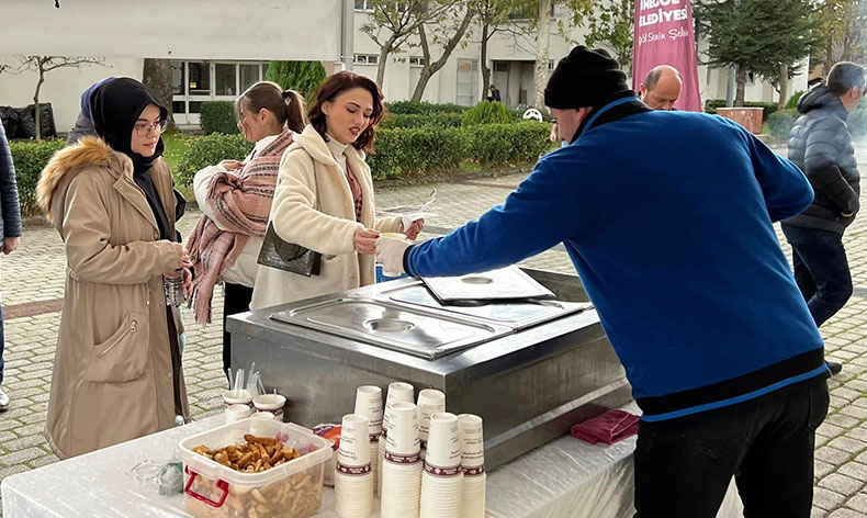 İnegöl Belediyesi’nden öğrencilerin içini ısıtan jest