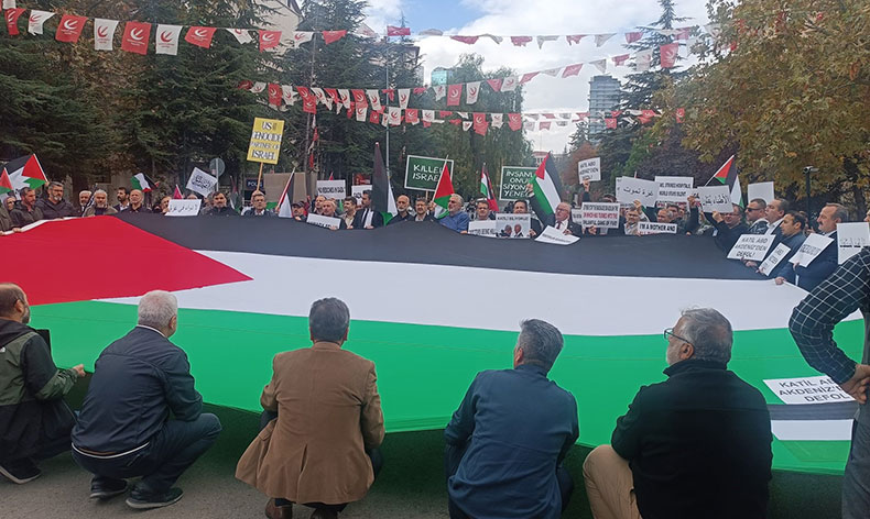 Ankara’da Blinken’e Filistin protestosu