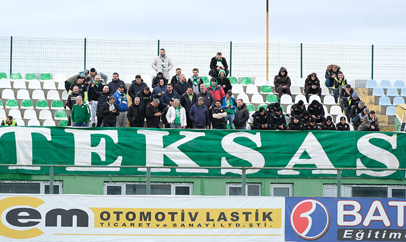 Bursaspor taraftarı, yasağa isyan etti