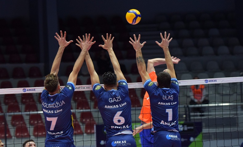 Arkas Spor, CEV Kupası’nda son 32 turuna yükseldi