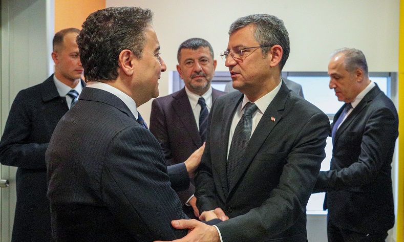 CHP Genel Başkanı Özel’den DEVA lideri Babacan’a ziyaret