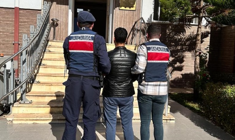 Alanya’da aranan şahıs yakalandı