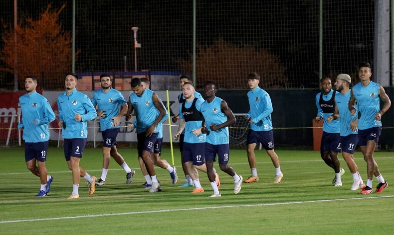 Corendon Alanyaspor, Galatasaray maçının hazırlıklarına başladı