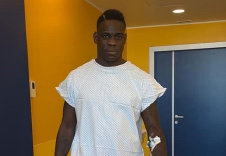 Mario Balotelli ameliyat oldu