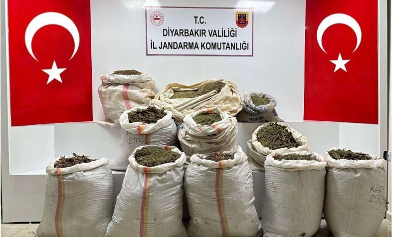 Diyarbakır’da 296 kilo uyuşturucu ele geçirildi