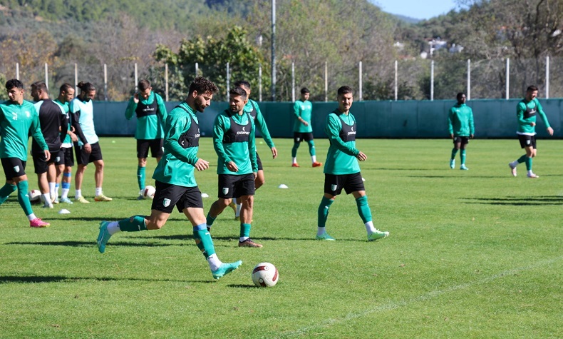 Bodrum FK, iç saha galibiyet serisi için Adanaspor karşısında galibiyet arayacak