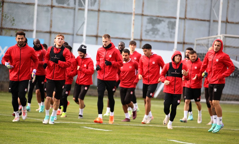 Sivasspor savunma çalıştı
