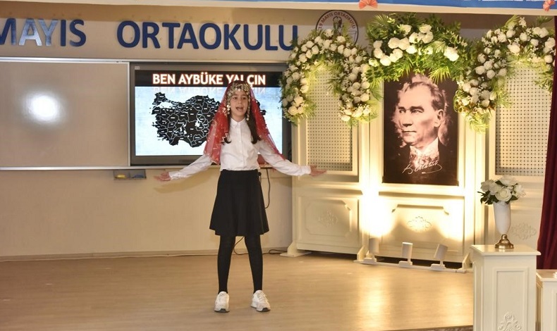 Tekkeköy’de şehit öğretmenler anıldı