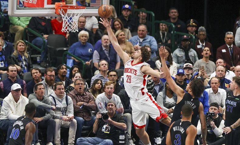 NBA’de Alperen Şengün’den Dallas potasına 31 sayı