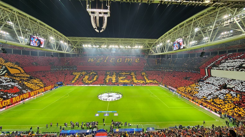 Galatasaray – Manchester United maçını 51 bin 741 taraftar izledi