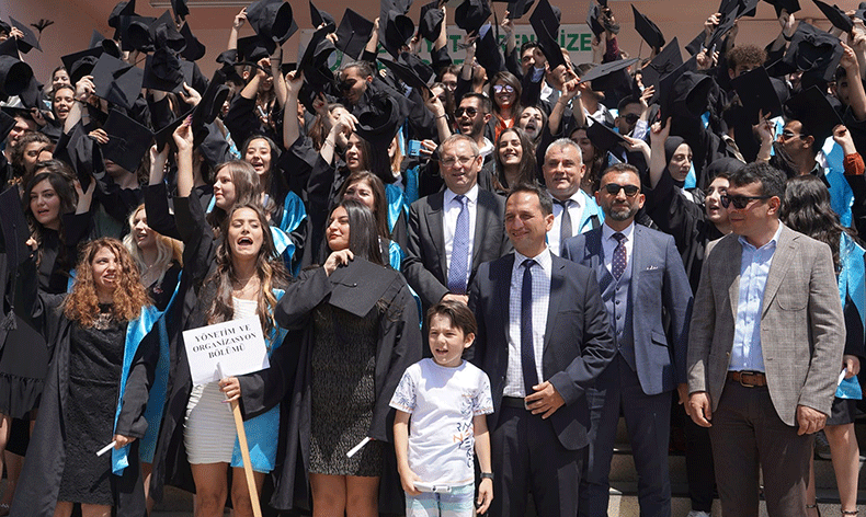 Ayvalıklı 130 eğitim fidanına burs