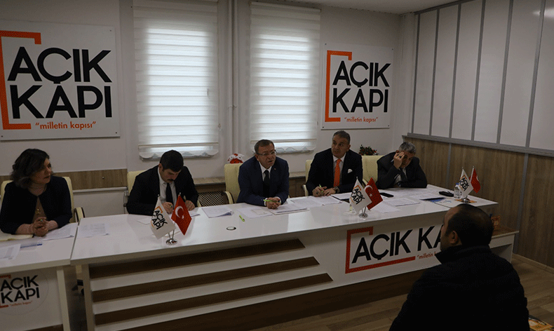 Vali Polat, vatandaşların sorunlarını dinledi
