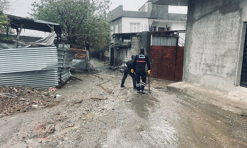 Diyarbakır’da yağış sonrası temizlik yapıldı