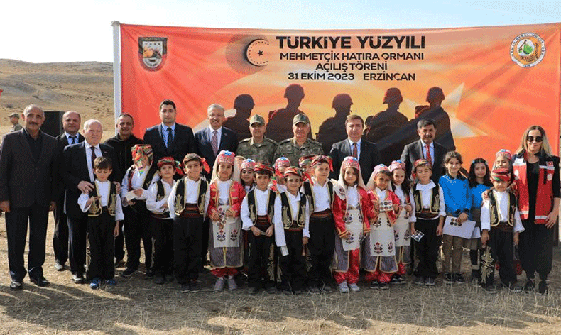 Mehmetçik Hatıra Ormanı’nda fidan dikildi