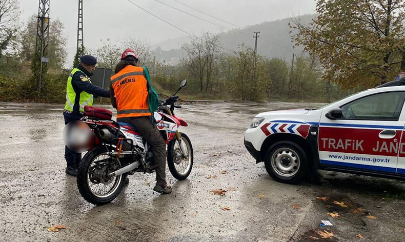 Jandarmadan trafik denetimi
