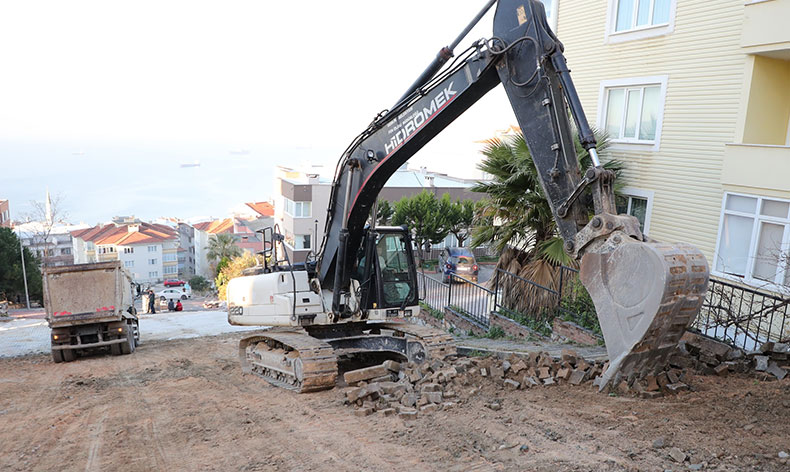 Gemlik’te dört koldan yol atağı